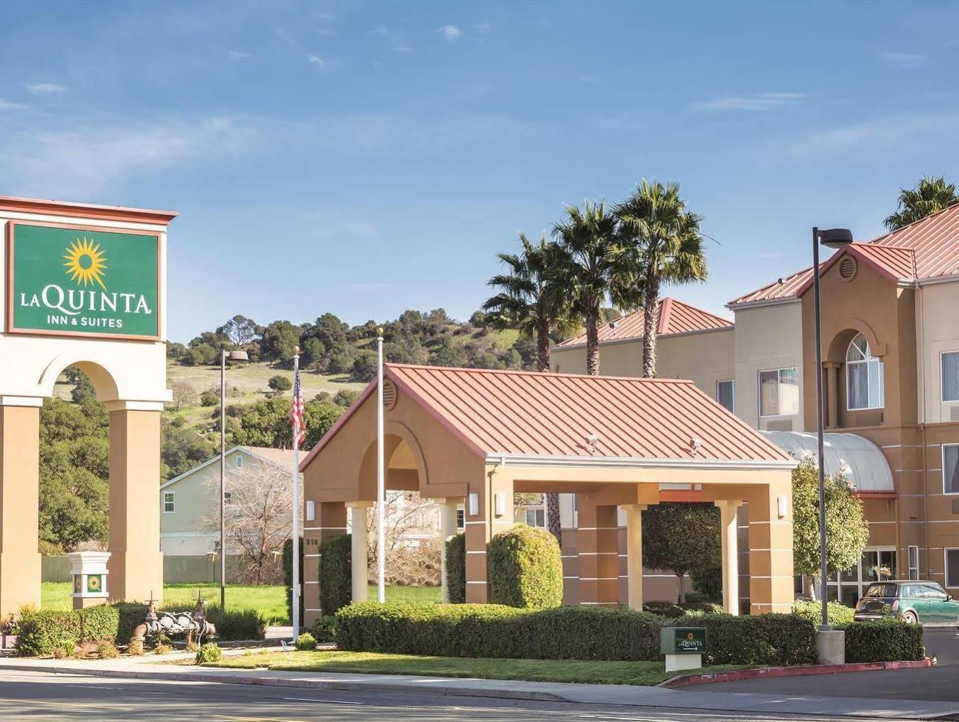 La Quinta By Wyndham Fairfield - Napa Valley מראה חיצוני תמונה